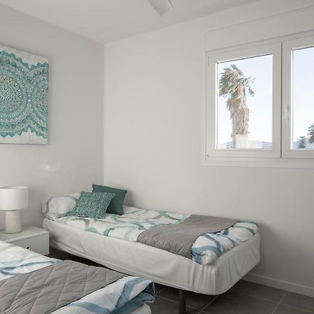 Sunny Apartment In Denia With Outdoor Swimming Pool And Garage Parking Place Included, 300M From The Sandy Beach Εξωτερικό φωτογραφία