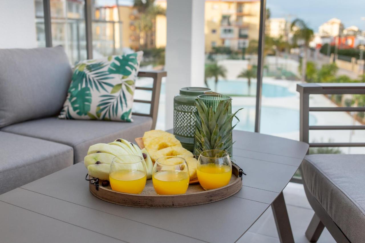 Sunny Apartment In Denia With Outdoor Swimming Pool And Garage Parking Place Included, 300M From The Sandy Beach Εξωτερικό φωτογραφία