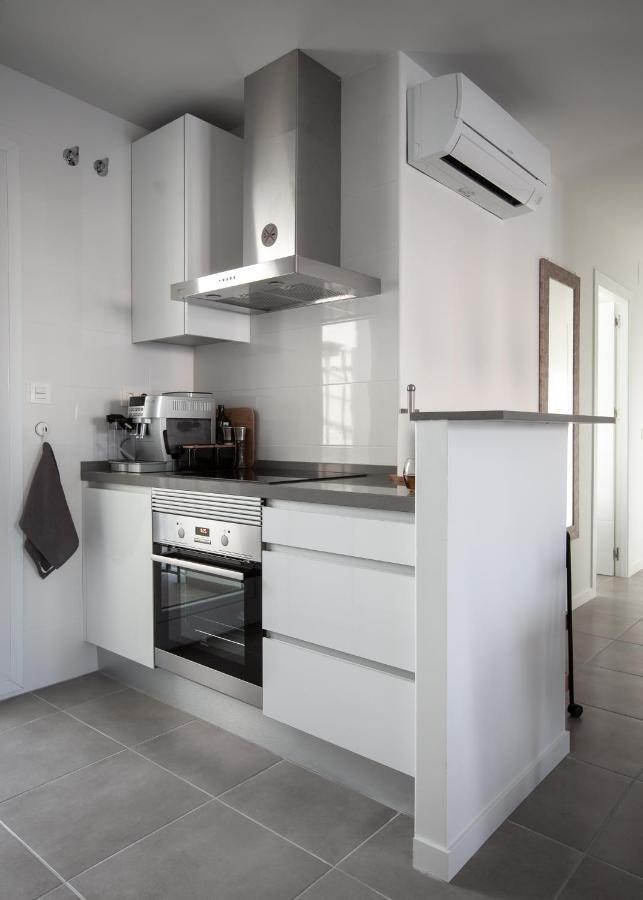 Sunny Apartment In Denia With Outdoor Swimming Pool And Garage Parking Place Included, 300M From The Sandy Beach Εξωτερικό φωτογραφία
