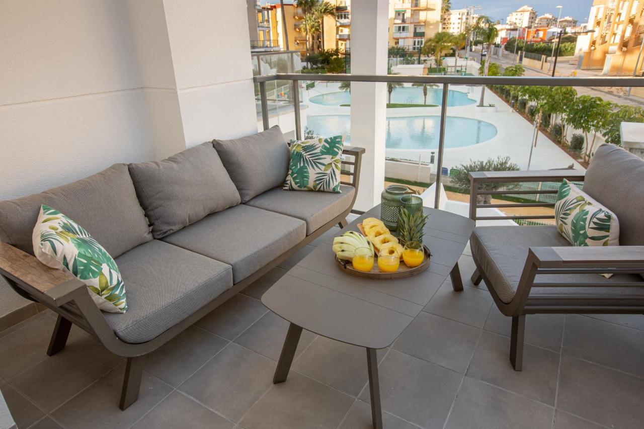 Sunny Apartment In Denia With Outdoor Swimming Pool And Garage Parking Place Included, 300M From The Sandy Beach Εξωτερικό φωτογραφία