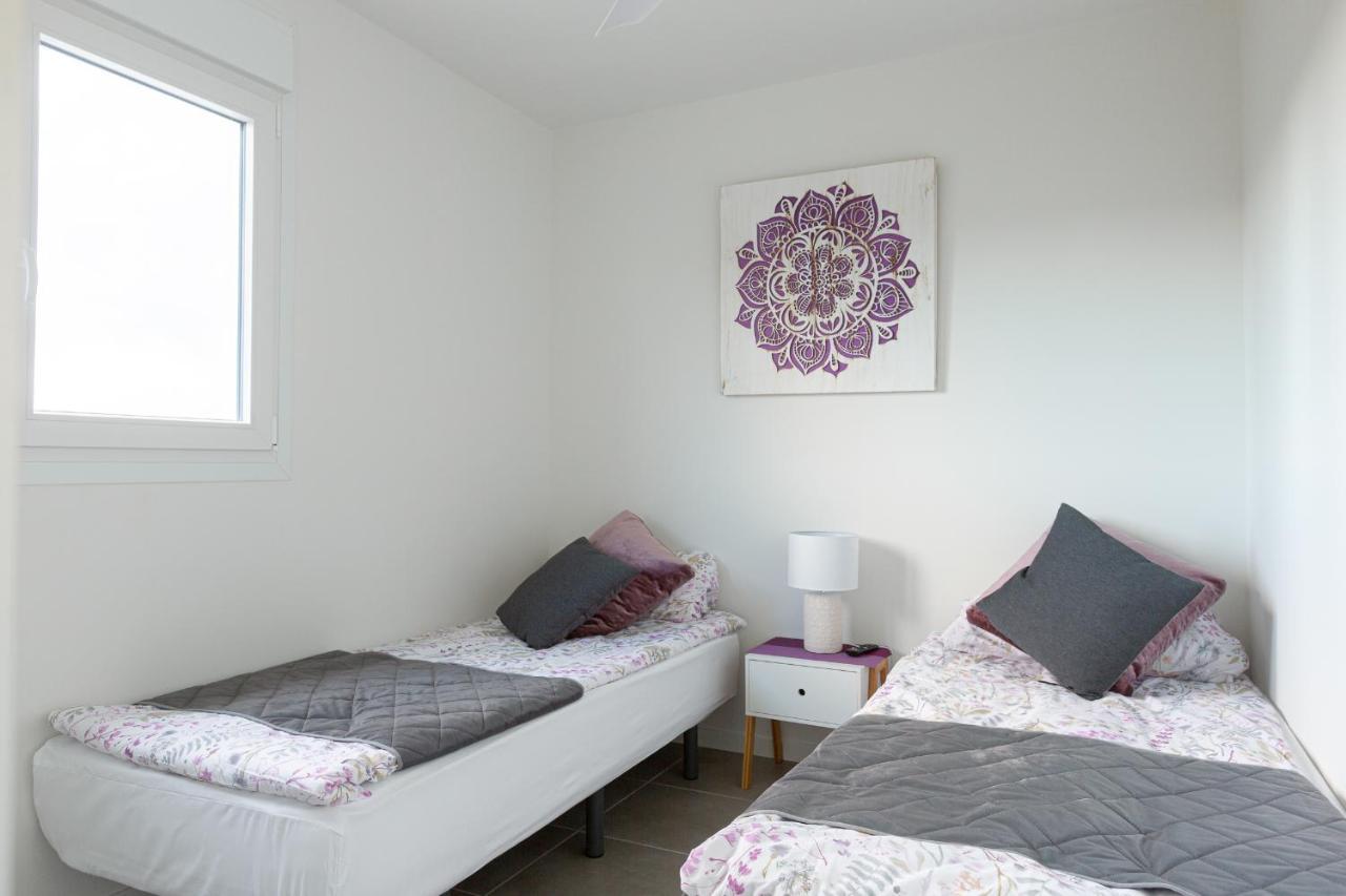 Sunny Apartment In Denia With Outdoor Swimming Pool And Garage Parking Place Included, 300M From The Sandy Beach Εξωτερικό φωτογραφία