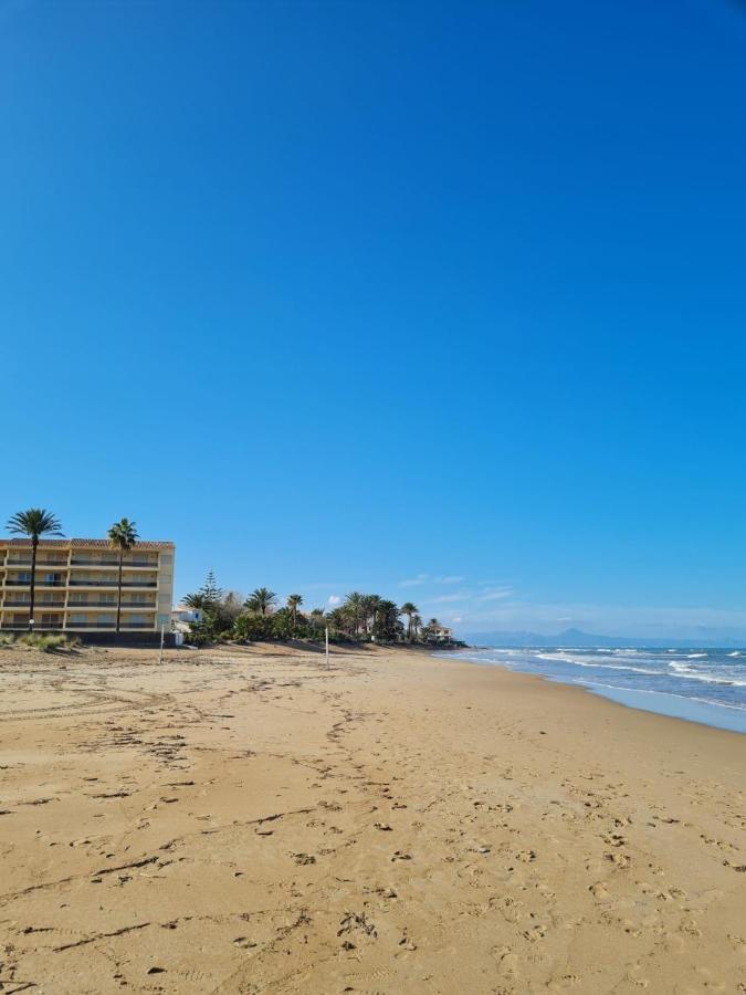 Sunny Apartment In Denia With Outdoor Swimming Pool And Garage Parking Place Included, 300M From The Sandy Beach Εξωτερικό φωτογραφία